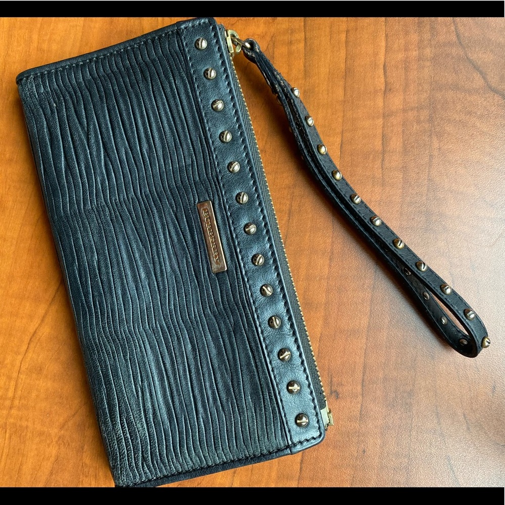 Burberry Wallet/Wristlet